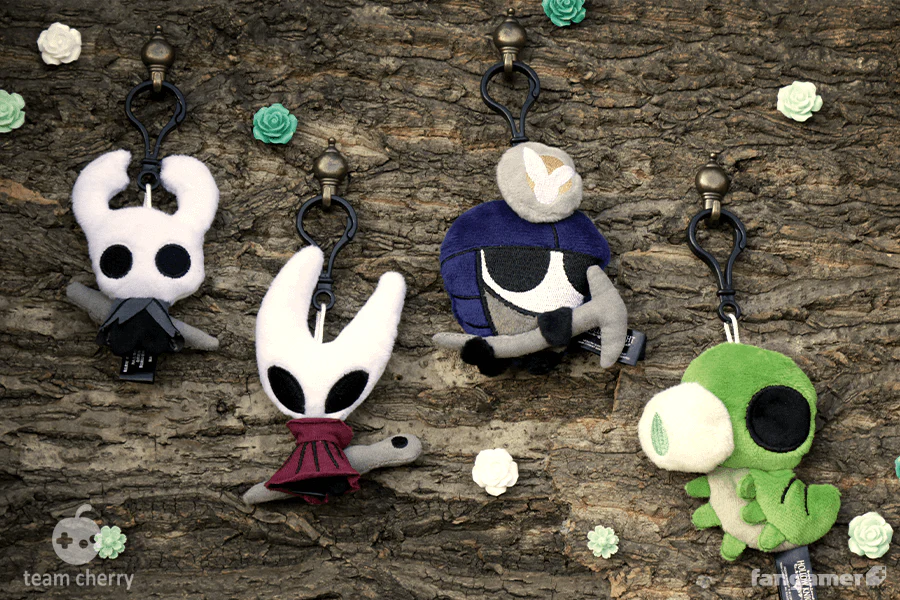 The Knight Critter Cling - Image 5