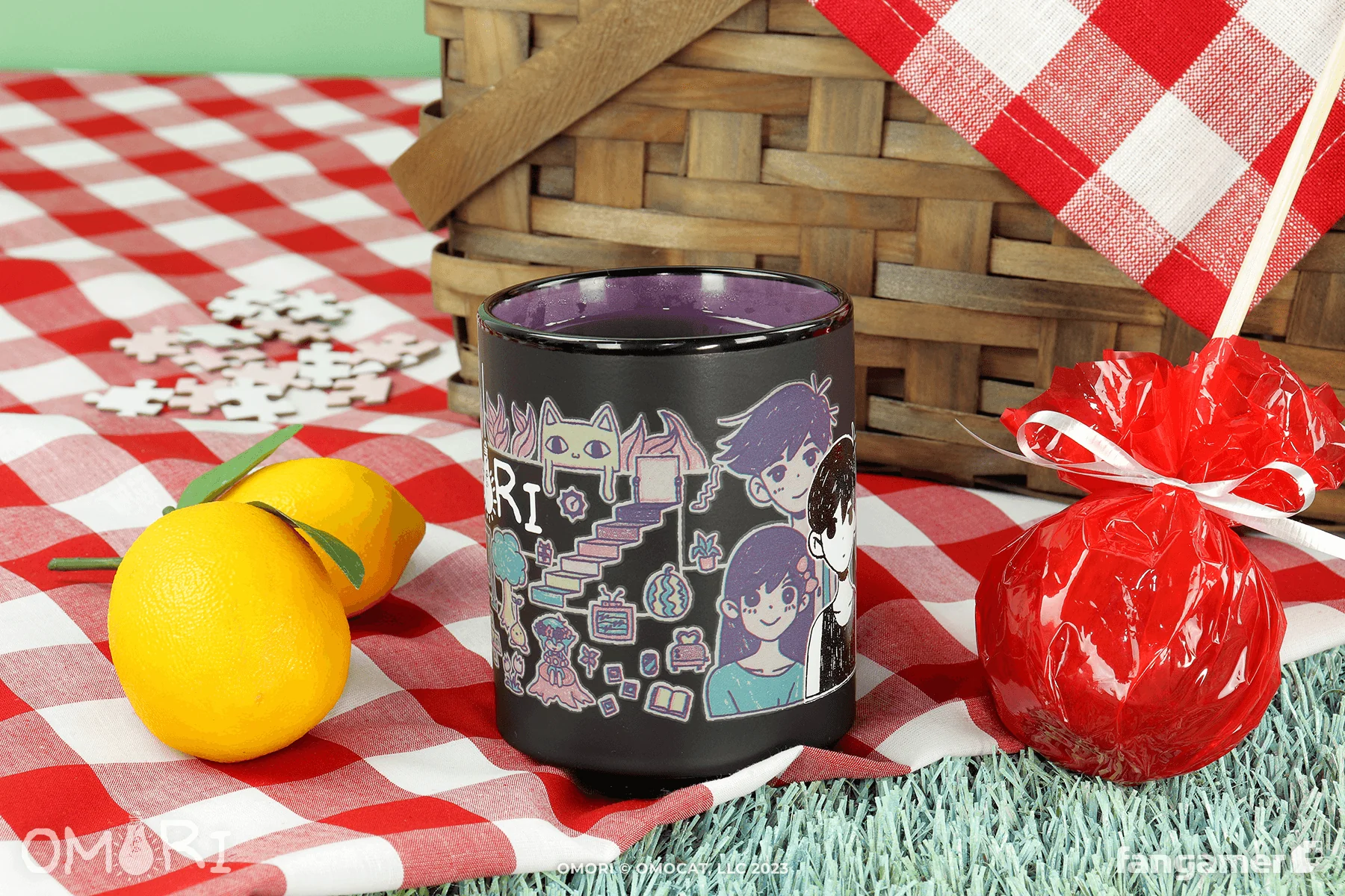 Warm Smiles Color-Changing Mug - Image 9